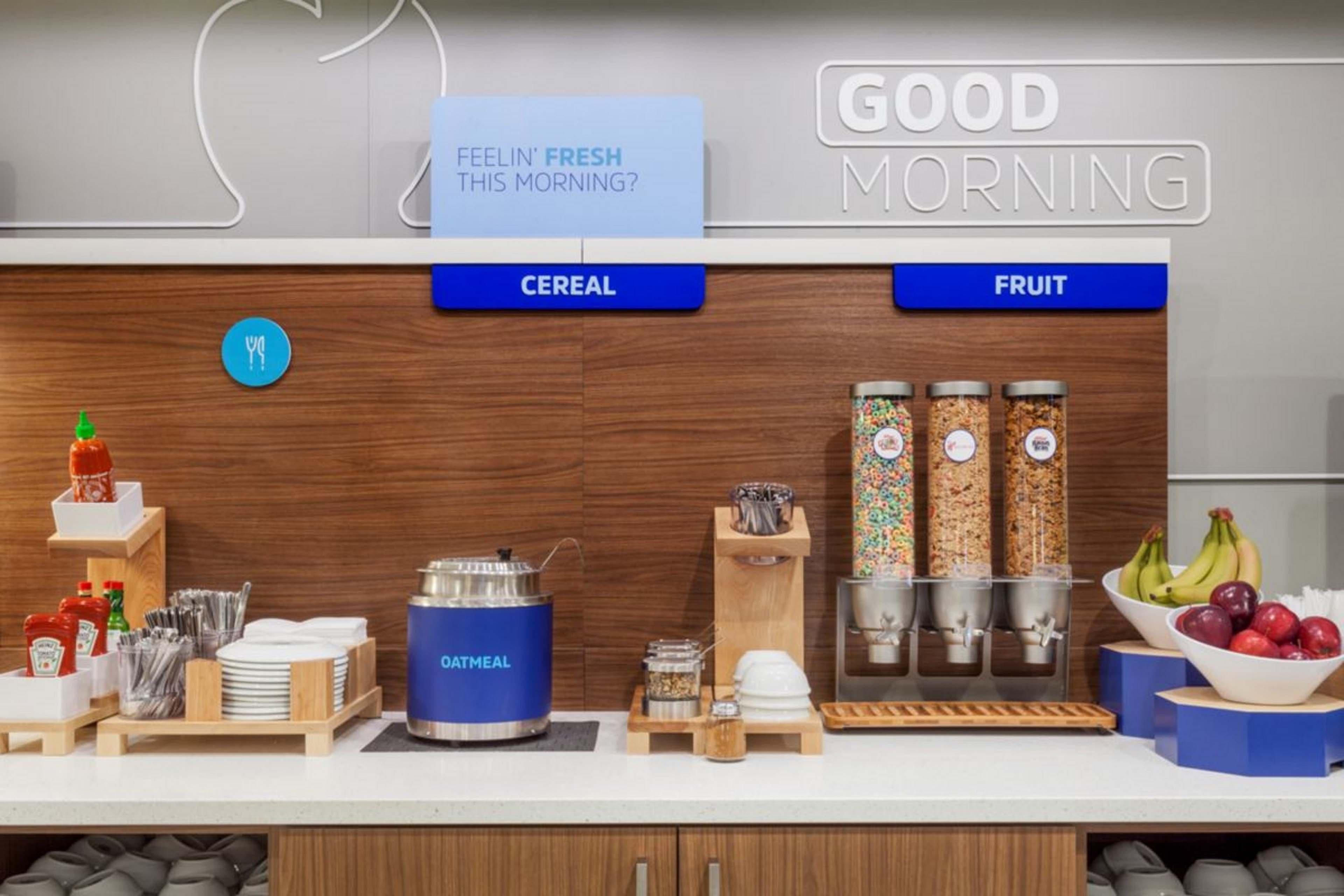 Holiday Inn Express Hotel & Suites Chatham South By Ihg Екстериор снимка